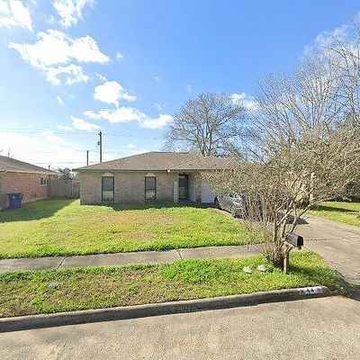 44 Ranch House Loop, Angleton, TX 77515