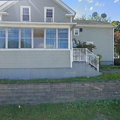 44 Thomas Ave, Pawtucket, RI 02860