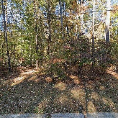 4412 Trenton Rd, Chapel Hill, NC 27517