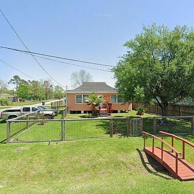 4503 12 Th St, Bacliff, TX 77518