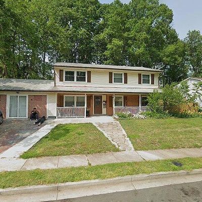 4510 Edinburg Dr, Woodbridge, VA 22193