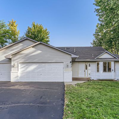 453 Diedrich Dr, Carver, MN 55315