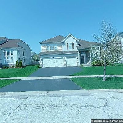 456 W Butterfield Ln, Round Lake, IL 60073