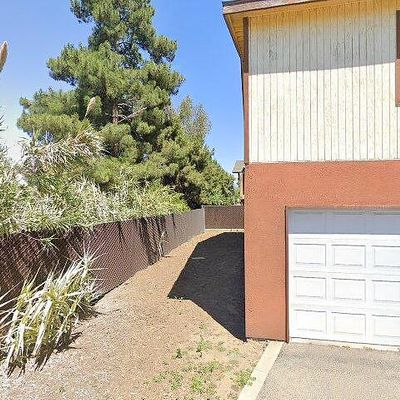 462 Carmelita, Porterville, CA 93257