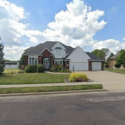 4631 Baker Ln, Bartonville, IL 61607