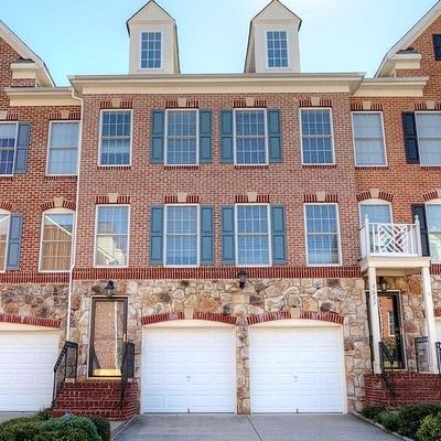 4635 Hummingbird Ln, Fairfax, VA 22033