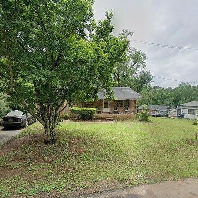 468 White St, Forsyth, GA 31029