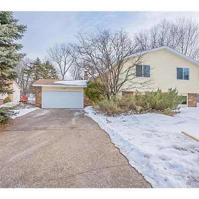 4785 Beacon Hill Rd, Saint Paul, MN 55122