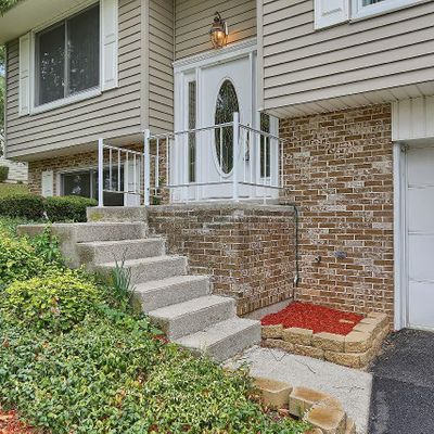 4 Summer Dr, Dillsburg, PA 17019