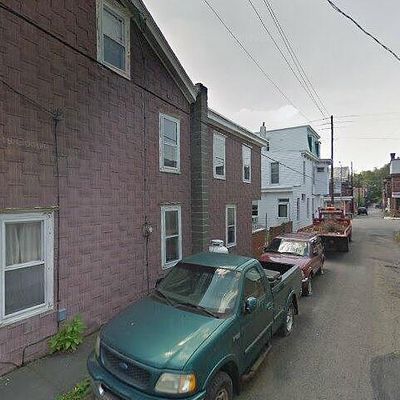 40 N Oak St, Mahanoy City, PA 17948