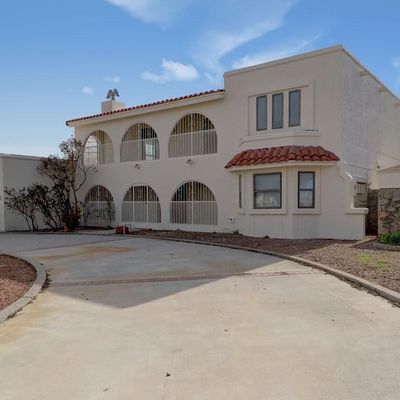 400 Feather Moon Dr, Santa Teresa, NM 88008