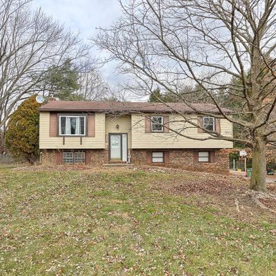 4009 Fargreen Rd, Harrisburg, PA 17110