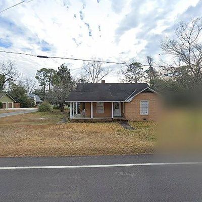 401 S Parrish Ave, Adel, GA 31620