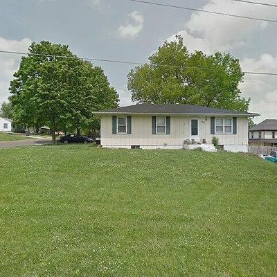 406 E 7 Th St, Eudora, KS 66025