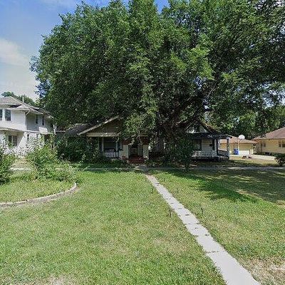 406 Sw Western Ave, Topeka, KS 66606