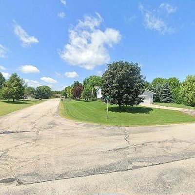 4088 Marquis Rd, Oshkosh, WI 54904