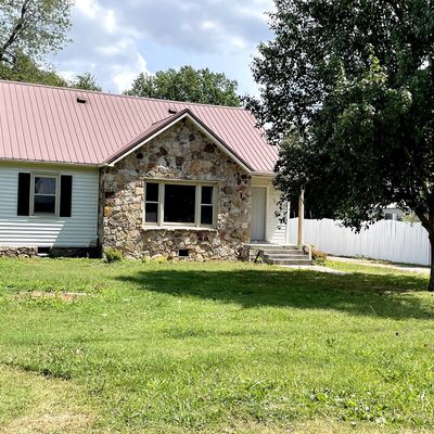 409 Cumberland St W, Cowan, TN 37318