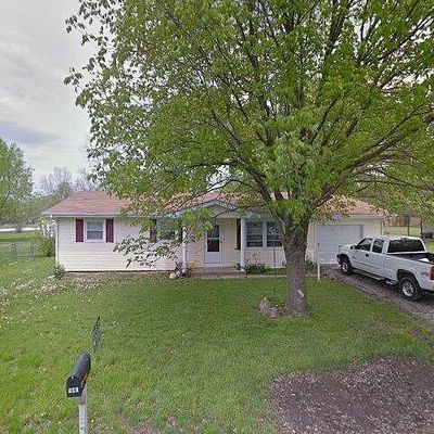 409 Meadow Ln, Hallsville, MO 65255