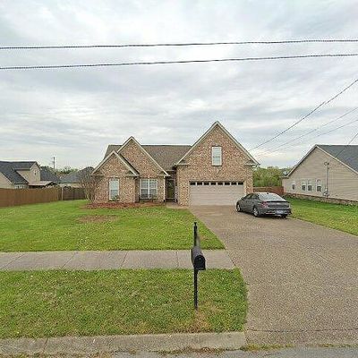 409 Princeton Dr, Lebanon, TN 37087