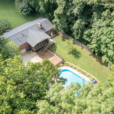 409 Rosehill Dr, Goodlettsville, TN 37072