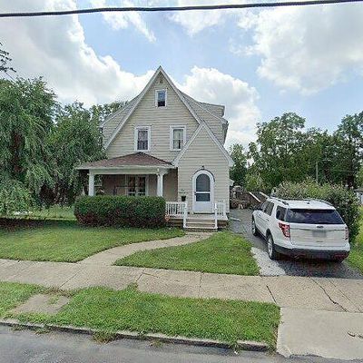 410 E Hillcrest Ave, New Castle, PA 16105