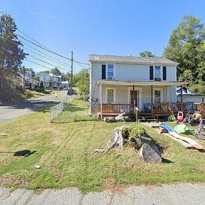 410 Mcmahon St, Staunton, VA 24401