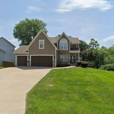 417 Sw Gentry Ln, Lees Summit, MO 64081