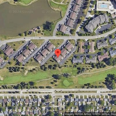 418 Country Club Dr, Saint Clair Shores, MI 48082