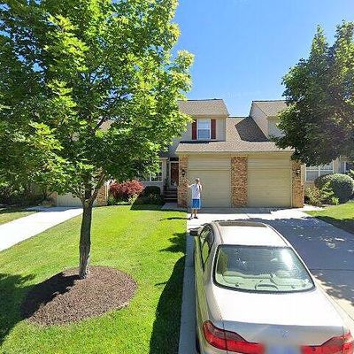 41804 Primrose Dr, Novi, MI 48377