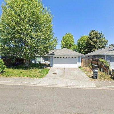 419 Mace Rd, Medford, OR 97501