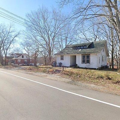 516 N Main St, Dickson, TN 37055