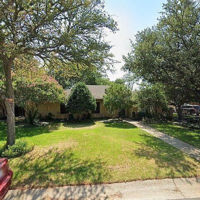 518 Willow Way, Lewisville, TX 75077