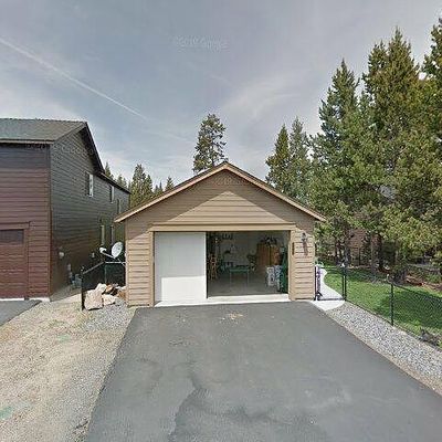 51861 Hollinshead Pl, La Pine, OR 97739