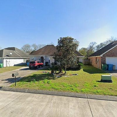 521 Arlington Dr, Destrehan, LA 70047