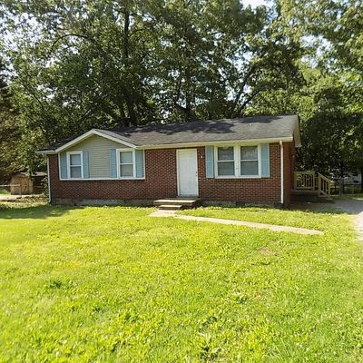 522 Appleton Dr, Clarksville, TN 37042