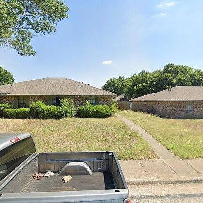 522 Shennandoah Dr #B, Desoto, TX 75115