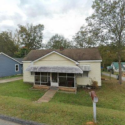 523 Oconee St, Manchester, GA 31816