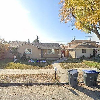 525 Calhoun Pl, Hemet, CA 92543