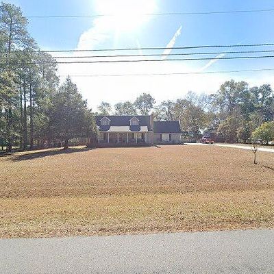 53 Holly Springs Dr, Thomasville, GA 31792