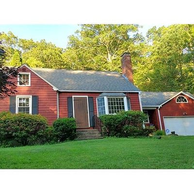 53 Overlook Dr, Manchester, CT 06042