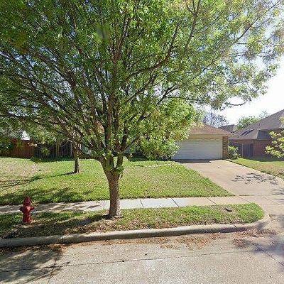 532 Goodwin St, Grand Prairie, TX 75052