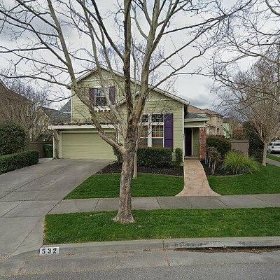 532 Hawk Dr, Petaluma, CA 94954