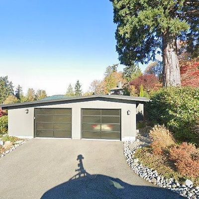 5327 W Mercer Way, Mercer Island, WA 98040