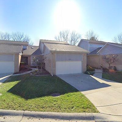 5378 Warwick Trl, Grand Blanc, MI 48439