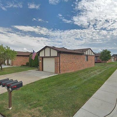 5404 Cornell Ct, Warren, MI 48091