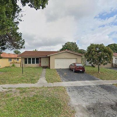 5417 Mckinley St, Hollywood, FL 33021