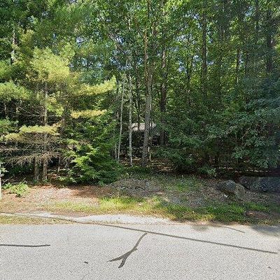 543 Shore Dr, Laconia, NH 03246