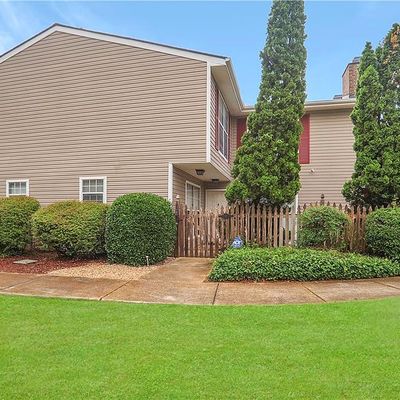 548 Picketts Bend Cir, Marietta, GA 30008