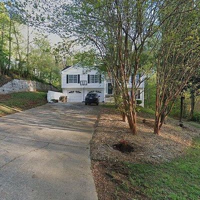 5515 Trophy Ct, Flowery Branch, GA 30542