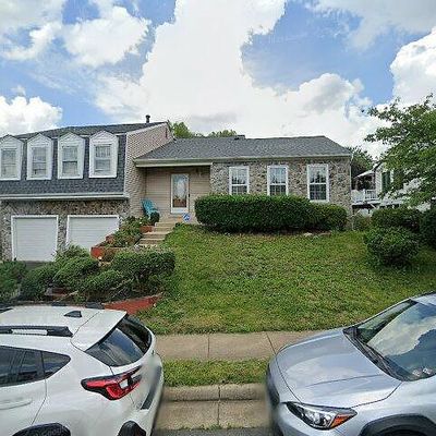 5520 Buggy Whip Dr, Centreville, VA 20120